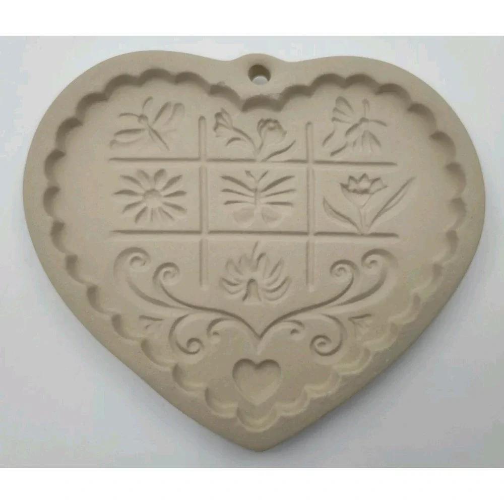 Pampered Chef 96' GARDENS OF THE HEART Clay‎ Mold SEE PICS NOT USED